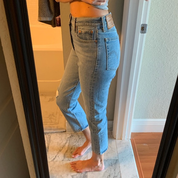 COPY - Levi’s Wedgie straight leg jeans - Picture 2 of 11